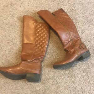 Women’s boots
